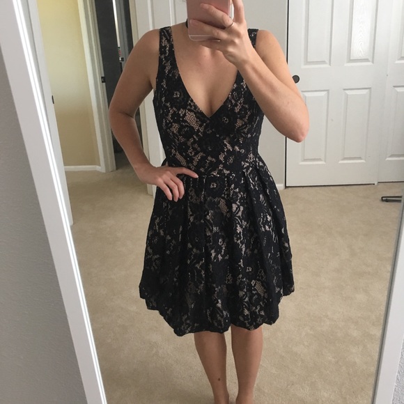 Adrianna Papell/ Aidan Black Lace Cocktail Dress - Picture 6 of 7